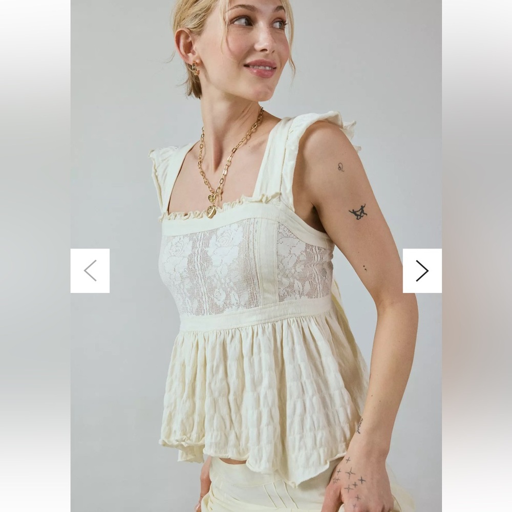 Kimchi Blue Olive Bow Tie-Back Babydoll Blouse 
Cream Lace Peplum Top